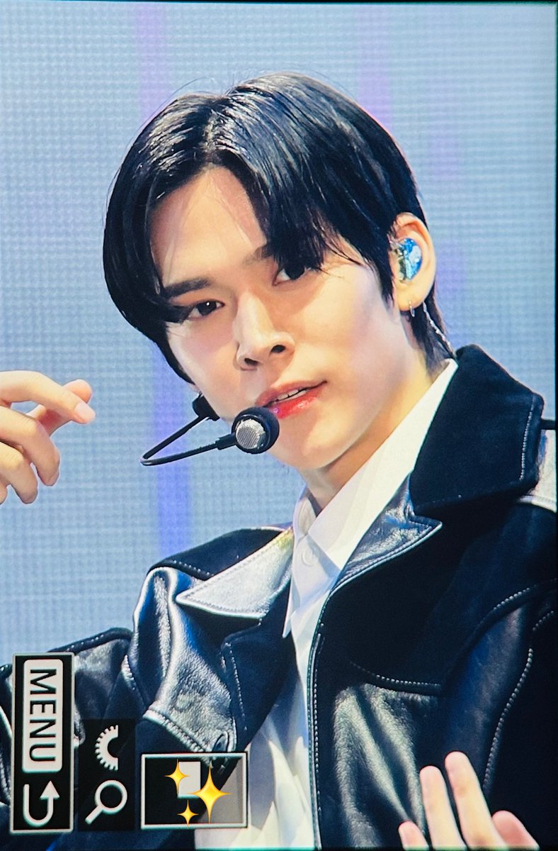 231010 TMA #은석 

흑발의축복이끝이없네

#라이즈 #RIIZE #EUNSEOK