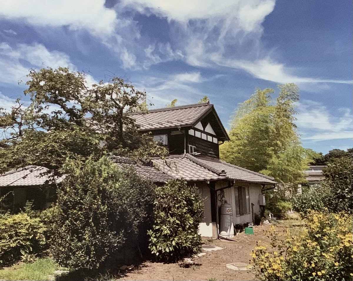 RurikoHarashima's tweet photo. 所沢の古民家風サロン
「あいわ」さんにて
作品展示をさせて頂きます✨

「龍と妖精」展
10/13（金）〜17（火）
11:00〜17:00

周りは畑✨裏は竹林。
のんびりしよっと☺️

13、16、17はおりますので
よかったら遊びに来てくだ���い💕

#ヒーリングサロン
#龍 #妖精 #アート展 https://t.co/q4V2aVtVon