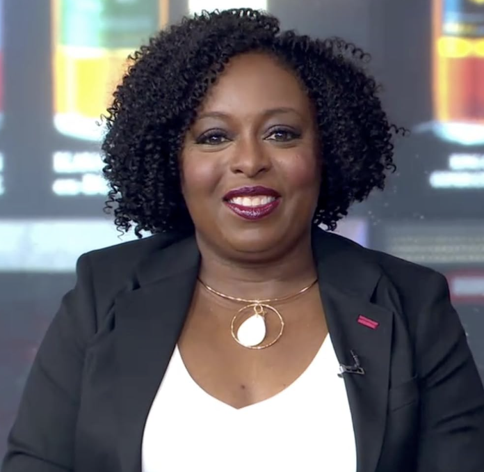WomanBuild's tweet photo. #WomenTechTuesdays sends a shoutout to Kimberly Bryant (@6Gems), the founder and CEO of @BlackGirlsCODE! Thank you for sharing the engineering wealth with young black girls. Your hard work has not gone unnoticed!! https://t.co/vOWzZA7SWY
