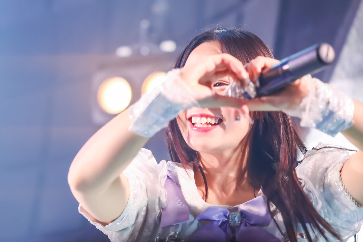 suzunoki_cameko's tweet image. 2023.10.9
渋谷RING
RING！RING！Fes！

篠崎ここ（@coco_shinozaki ）さん
STAiNY（@STAiNY_official ）

どの褒め言葉を使っても軽く感じてしまう

#篠崎ここ
#ステイニー