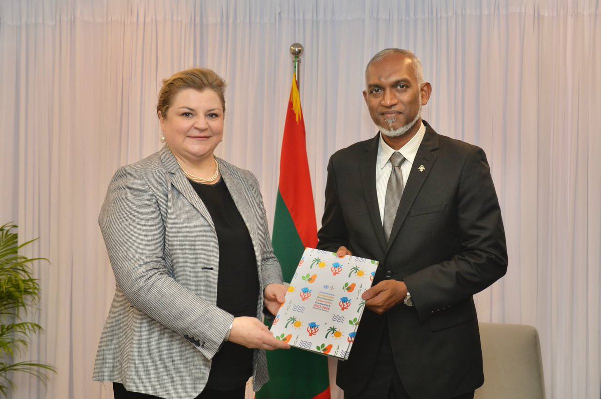 President Elect <a href="/MMuizzu/">Dr Mohamed Muizzu</a>  and Vice President Elect <a href="/HucenSembe/">Hussain Mohamed Latheef</a>  had a constructive meeting with the United Nations Resident Coordinator to the Maldives, H.E. Catherine Haswell <a href="/HaswellUN/">Catherine Haswell</a> <a href="/UNMaldives/">UN in the Maldives</a> 

Discussions focused on further enhancing the relation and cooperation between