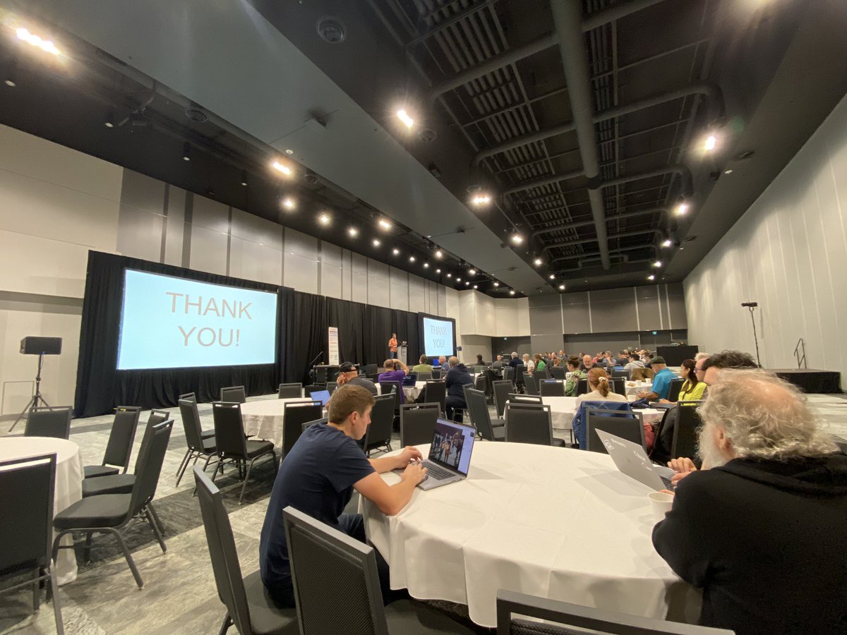 MesrenyameDogbe's tweet image. Last day at @ApacheCon and Rich Bowen is kickstarting our day with important announcements and the introduction of our Keynote speaker!

#communityovercode