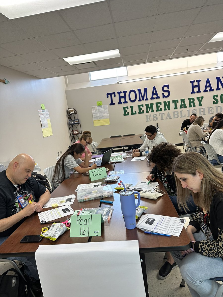cvperez74's tweet photo. 2nd 9wks 3rd grade Focus SLAR/SS was a day full of learning. Las maestr@s estaban trabajando al 💯 @PISDELEMSS @pisdesela https://t.co/HrjnPs3Ukm