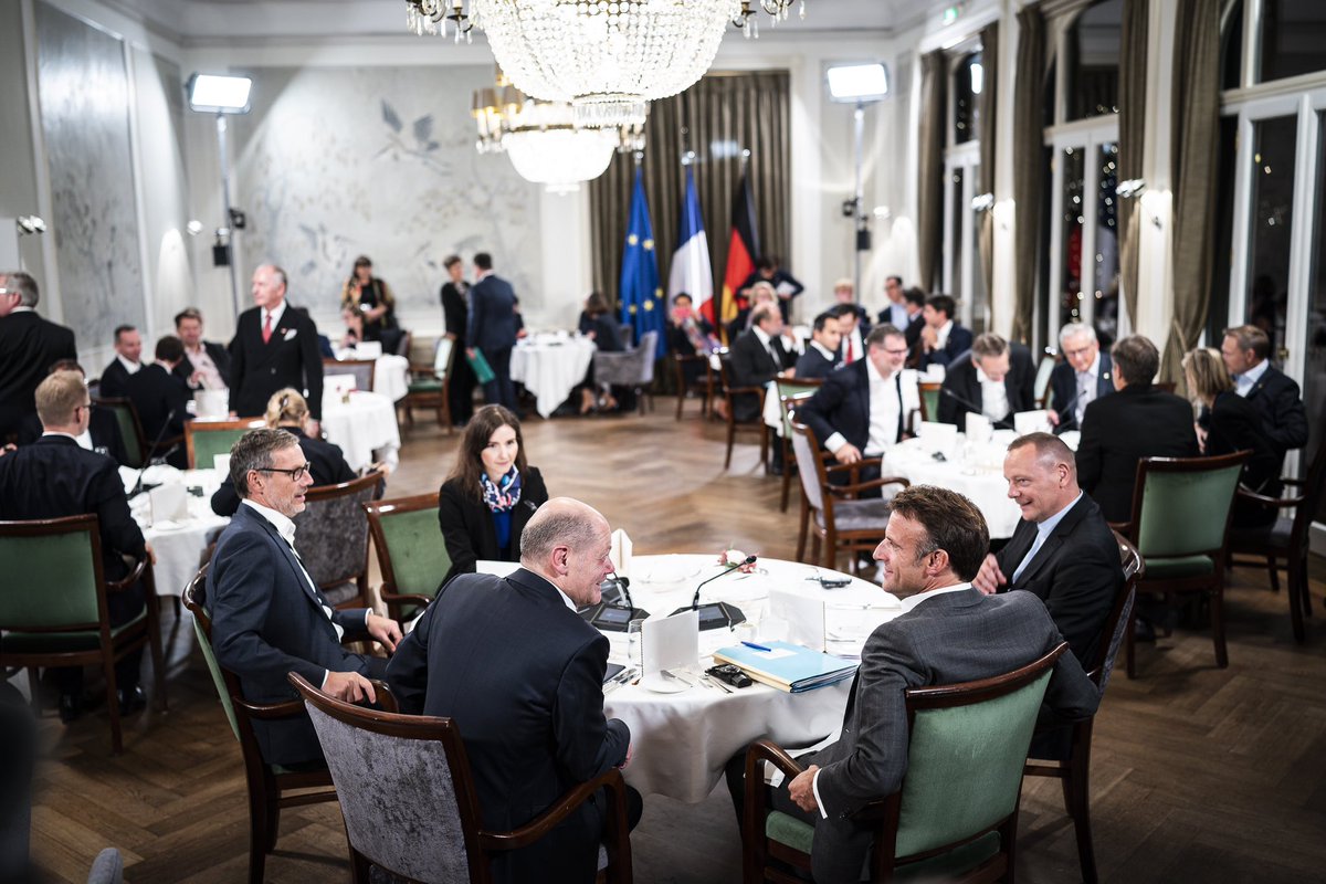 L’amitié franco-allemande est le moteur de l’Europe. Riches échanges à Hambourg durant ces 2 jours de séminaire gouvernemental franco-allemand autour de <a href="/EmmanuelMacron/">Emmanuel Macron</a> et <a href="/OlafScholz/">Olaf Scholz</a>. 🇫🇷🇩🇪