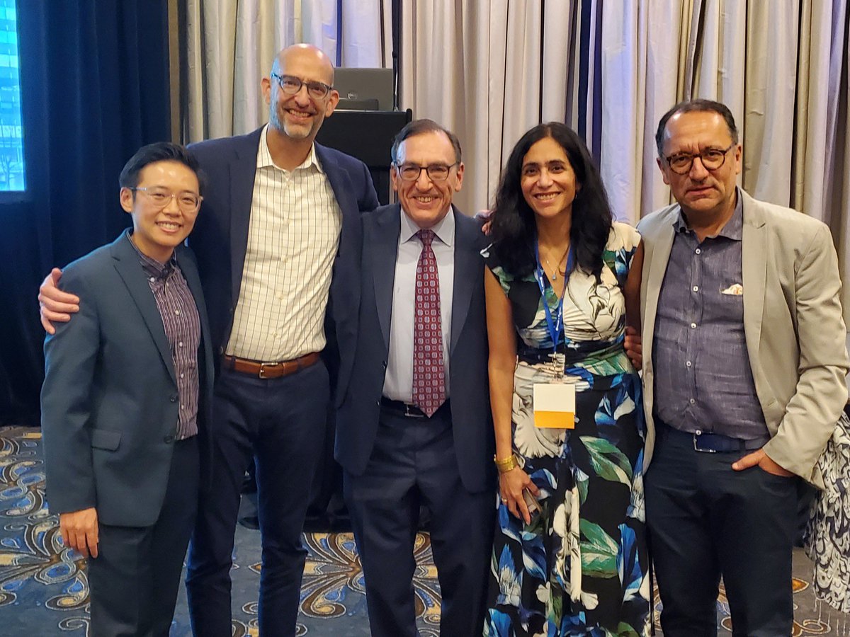 mswradiology's tweet photo. Congratulations to our department chair @RofskyMD for receiving the highest honor Gold Medal award from @SABImaging! The future is bright @MountSinaiNYC @IcahnMountSinai @MountSinaiDMIR @mswradiology @MountSinaiDR @MountSinaiIR #radiology #SABI2023 https://t.co/etglw4aUM0