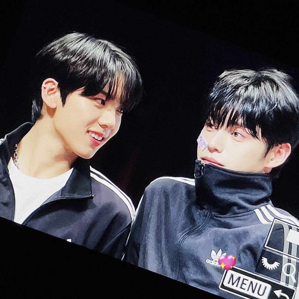 wongsgan's tweet photo. 231010 TMA 더팩트 뮤직 어워즈 어워드

대리찍사 댈찍
대리캠 댈캠 (4k)합니다

세븐틴 SVT 스트레이키즈 StrayKids
보이넥스트도어 보넥도 BOYNEXTDOOR
에이티즈 ATEEZ 트레저 TREASURE 
제로베이스원 ZEROBASEONE ZB1 
라이즈 RIIZE 있지 에스파 아이브 뉴진스 엔믹스

등 전 라인업

샘플 미디어 https://t.co/0wvJ7FSyHs