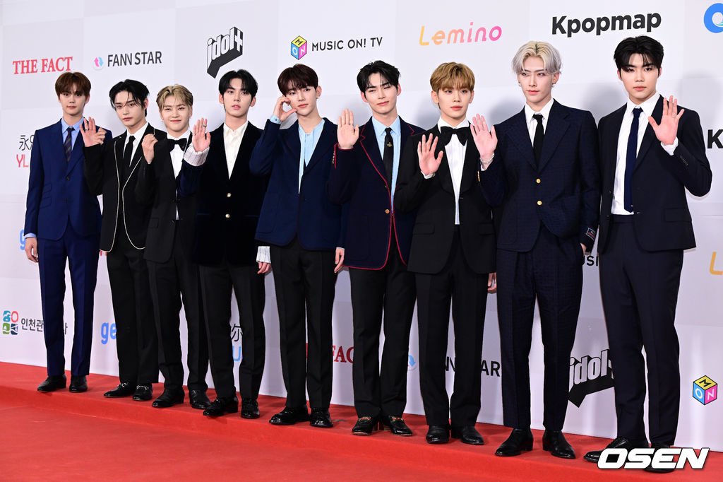 F8EBCMCXEAA82ib?format=jpg&name=medium