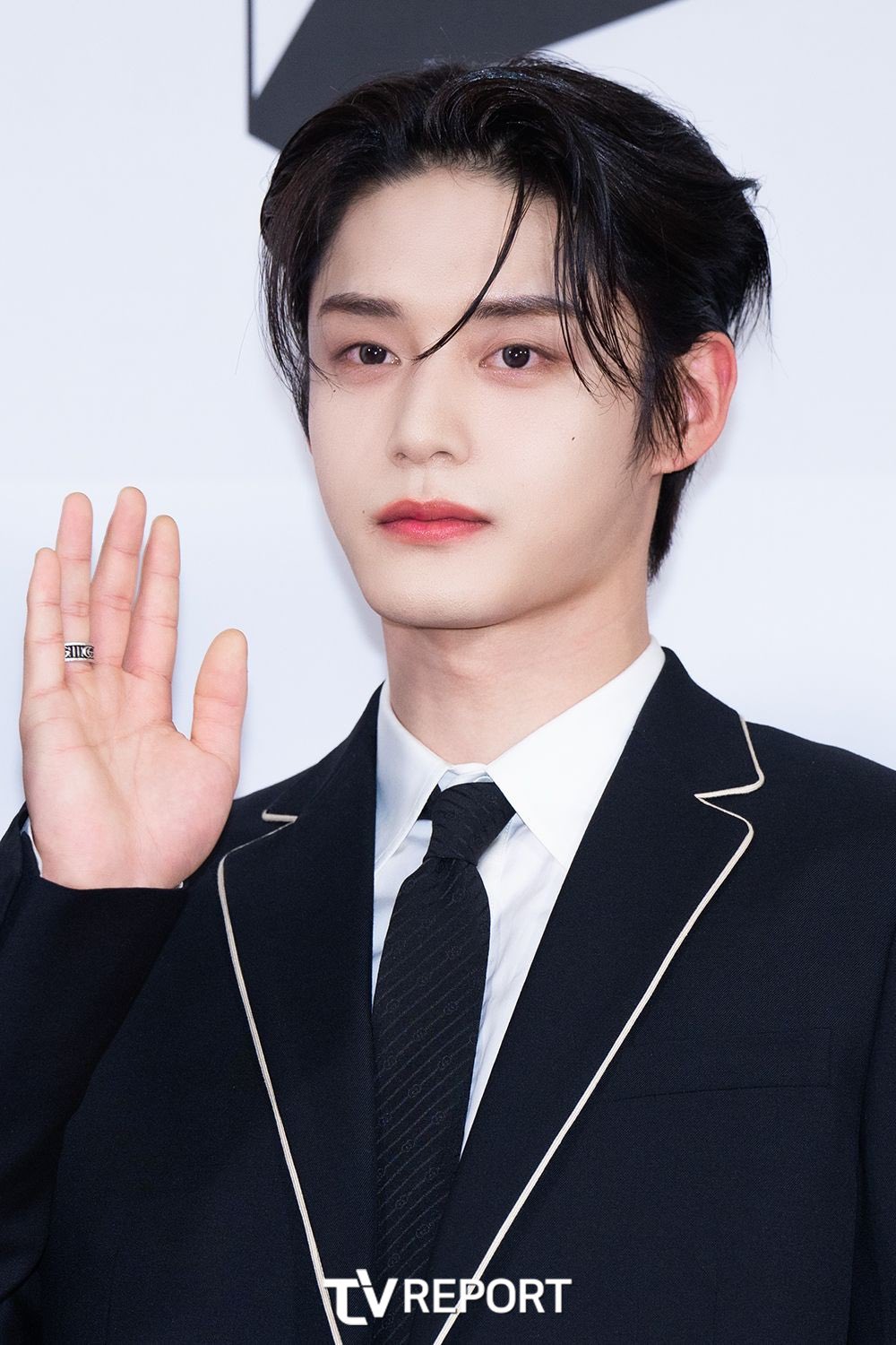 F8EBCMEWAAAru5Z?format=jpg&name=large