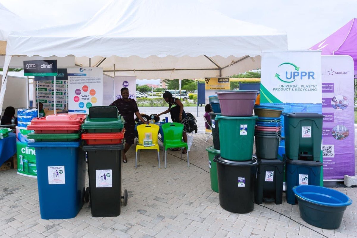 Preacherboye's tweet photo. Turn Waste into Opportunity with @upprghana, Together, we can transform every plastic waste into a resource for a greener future. ๐ฑ๐ #RecyclePlasticWaste #UpprGhana #Sustainability
#Recycle
#Resue
#Greenerenvironment https://t.co/DosQCZlXKF