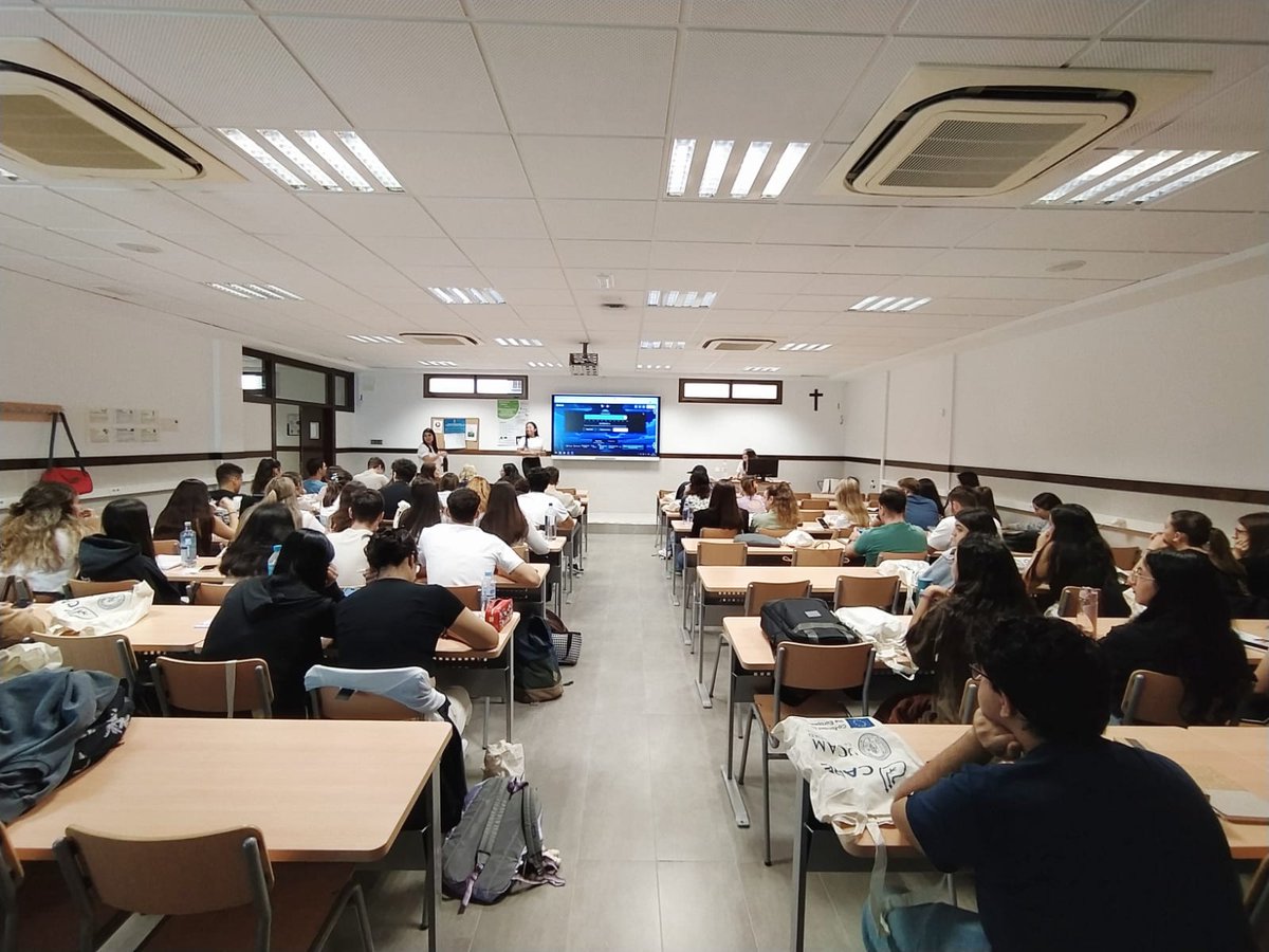UCAM_OPRI's tweet photo. 🌱🇪🇺@UCAM_ADE inicia el evento multiplicador del proyecto @EUErasmusPlus CARE #Connect2Nature. Esta investigación se centra en la formación laboral para jóvenes dentro del sector ecológico, a través de el aprendizaje de conocimientos en eco business y emprendimiento eco. https://t.co/Df0L7iXqUt