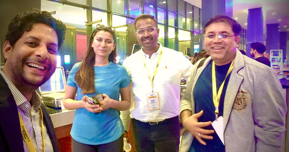 amit6060's tweet image. Thrilled to have attended #EngageMint, a power-packed conference by @WebEngage 🚀 last week. 

Met inspiring #marketers and #growth champions who share my passion for business growth. The sessions were eye-opening, revealing innovative strategies in customer acquisition and…