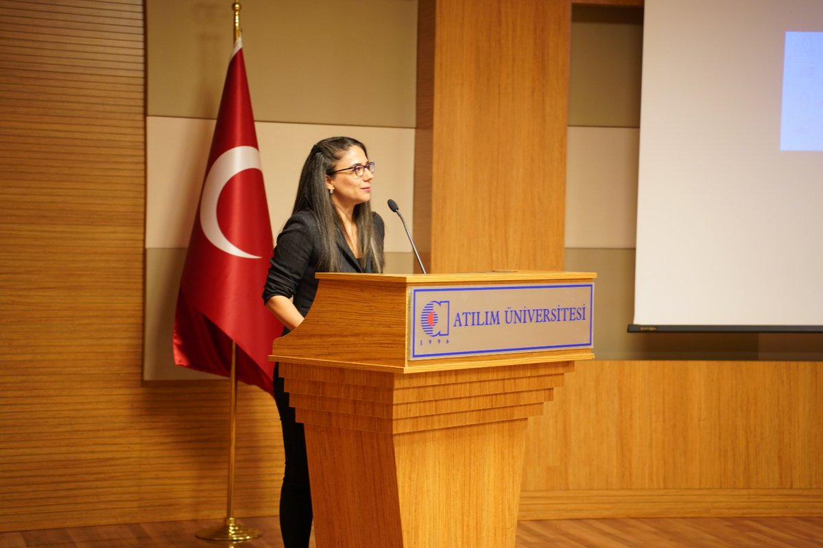 zeynepmuftuoglu's tweet photo. 2023 Baykuş Çekirge Hukukta Mentorluk Programımızın sertifika törenini gerçekleştirdik.  Baykuşlarımıza ve eğitmenlerimize verdikleri emek ve zaman için çok teşekkür ederiz. Programı başarı ile tamamlayan çekirgelerimizi çok tebrik eder, başarılarının devamını dileriz. https://t.co/wu3JiU0Ru7