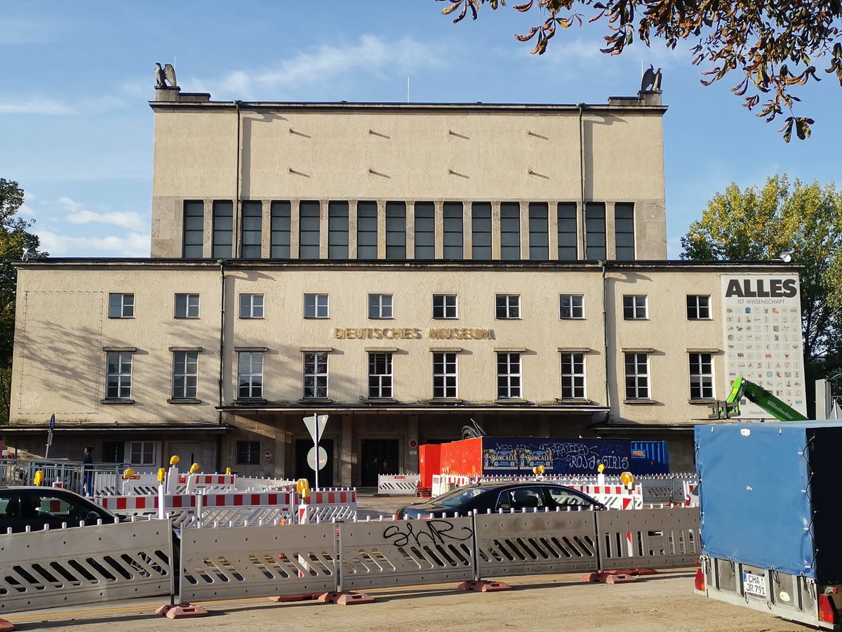 CDRterra (@cdrterra) on Twitter photo Nicht Brüssel, nicht Berlin - nein, in #München steppt ab heute der Klimabär🐻: Auf dem #CDRDialog im <a href="/DeutschesMuseum/">Deutsches Museum</a> kommen über 200 Vertretende aus Wissenschaft, Wirtschaft Politik & Bildung 3 Tage lang zusammen, um über das drängende Thema #CO2Entnahme zu sprechen! Dies zeigt Nicht Brüssel, nicht Berlin - nein, in #München steppt ab heute der Klimabär🐻: Auf dem #CDRDialog im <a href="/DeutschesMuseum/">Deutsches Museum</a> kommen über 200 Vertretende aus Wissenschaft, Wirtschaft Politik & Bildung 3 Tage lang zusammen, um über das drängende Thema #CO2Entnahme zu sprechen! Dies zeigt