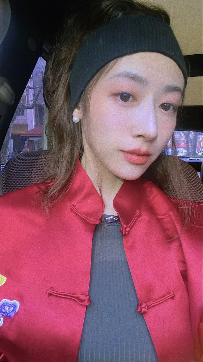Michell46884729's tweet photo. 오늘 무엇을 입을까요?
# 걸치다
# 빨간색 https://t.co/5lKPvgmqvd