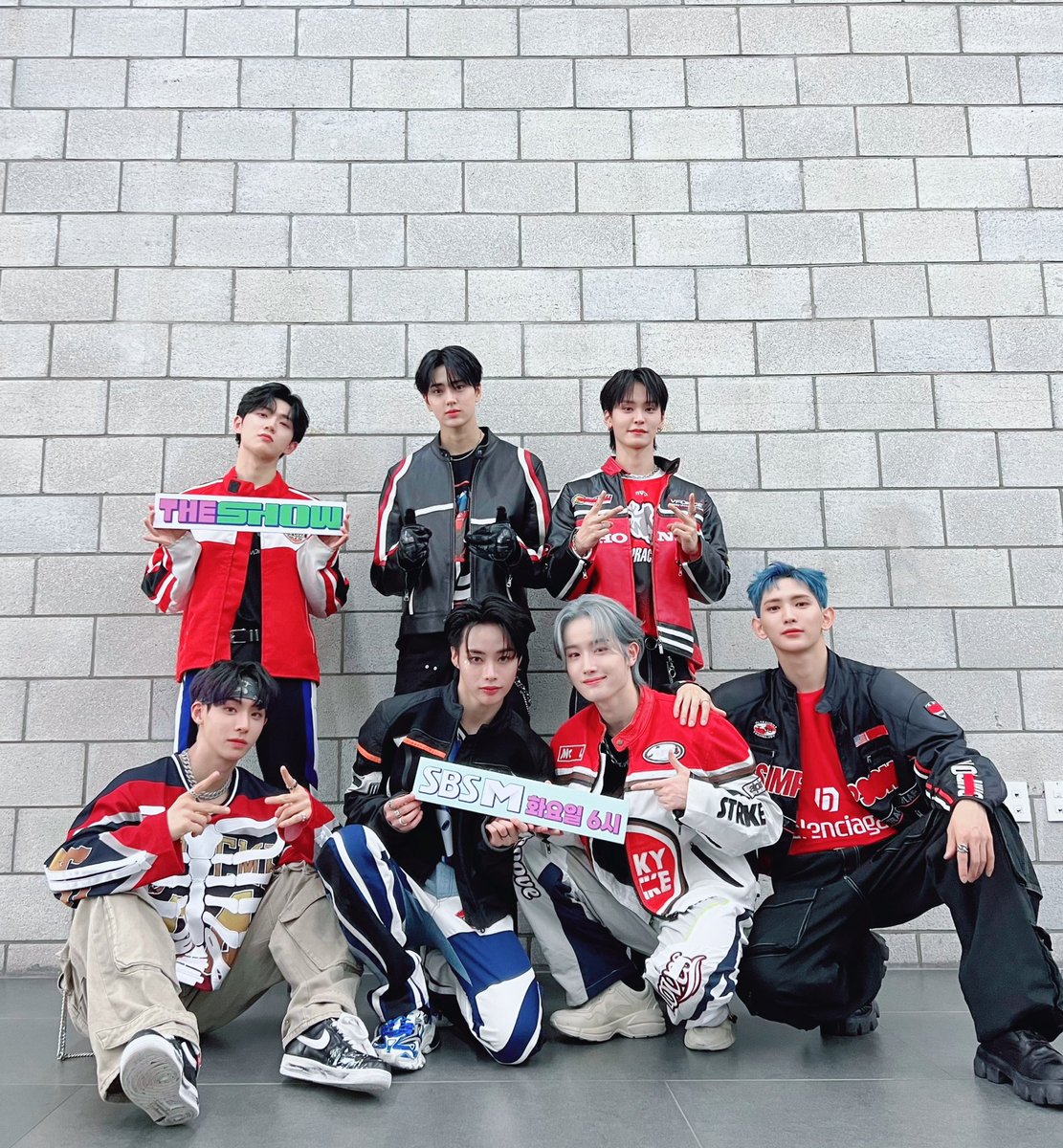 theshow_offcl's tweet photo. 짱페스트보고싶은사람
저요
왕큰저요
많이큰저요
완전크게저요
진짜저요
제발저요
선착1저요
왕빠른저요
누구보다저요
언제나저요
이제는저요
지금도저요
어제도저요
내일도저요
에브리데이저요
한손들고저요
양손들고저요
발까지들고저요
대박저요
#TEMPEST #더쇼 #VroomVroom #DIVE @TPST__official https://t.co/Of11AAKqMZ