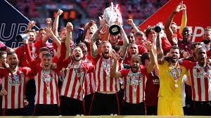 TW8 CASUALS 🔴⚪️🔴 tweet media