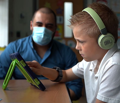 Health and social care #innovation is unlimited in potential in encouraging emotional well-being in children

<a href="/gwylanuk/">Gwylan</a> have created a game that aims to help children manage their mental and physical health by:

🧘 Increasing mindfulness
😌 Reducing breathing rate
🤲 Connecting