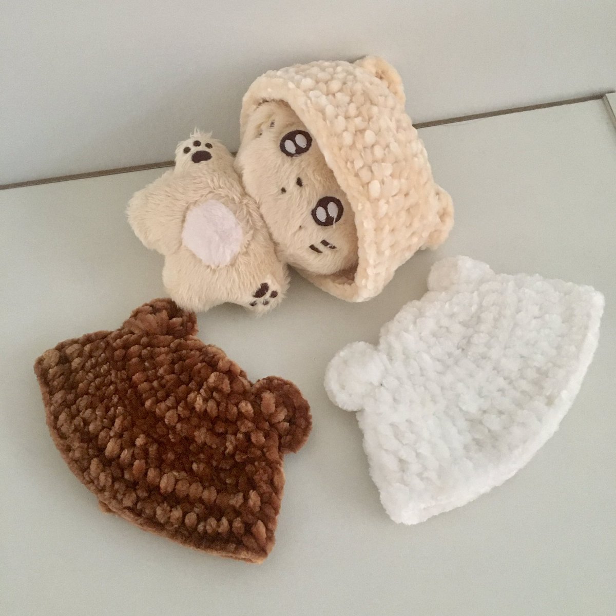 ฅ՞•ﻌ•՞ฅ wts lfb ph - help rt! 
crocheted 10cm doll clothes

is anyone interested for this fluffy bear bucket hat? i have three (3) pieces extra from my previous comms!

₱185 each + lsf
pre-made and ready to ship!

reply or dm me if interested.