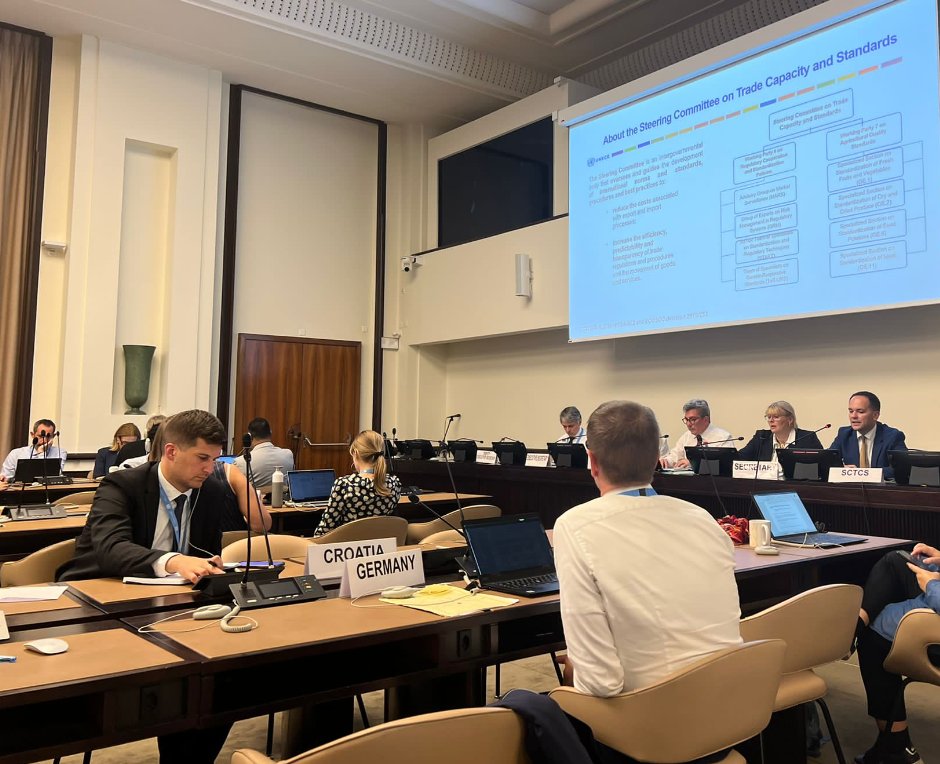 ElisabethTuerk's tweet image. I congratulate the Chair of the #SCTCS, Zdenko Lucić, at @UNECE ExCom meeting, shared progress achieved &amp;amp; underscored the importance of understanding regulatory &amp;amp; procedural barriers to trade, promoting regulatory cooperation &amp;amp; standardization policies for  achievement of #SDGs