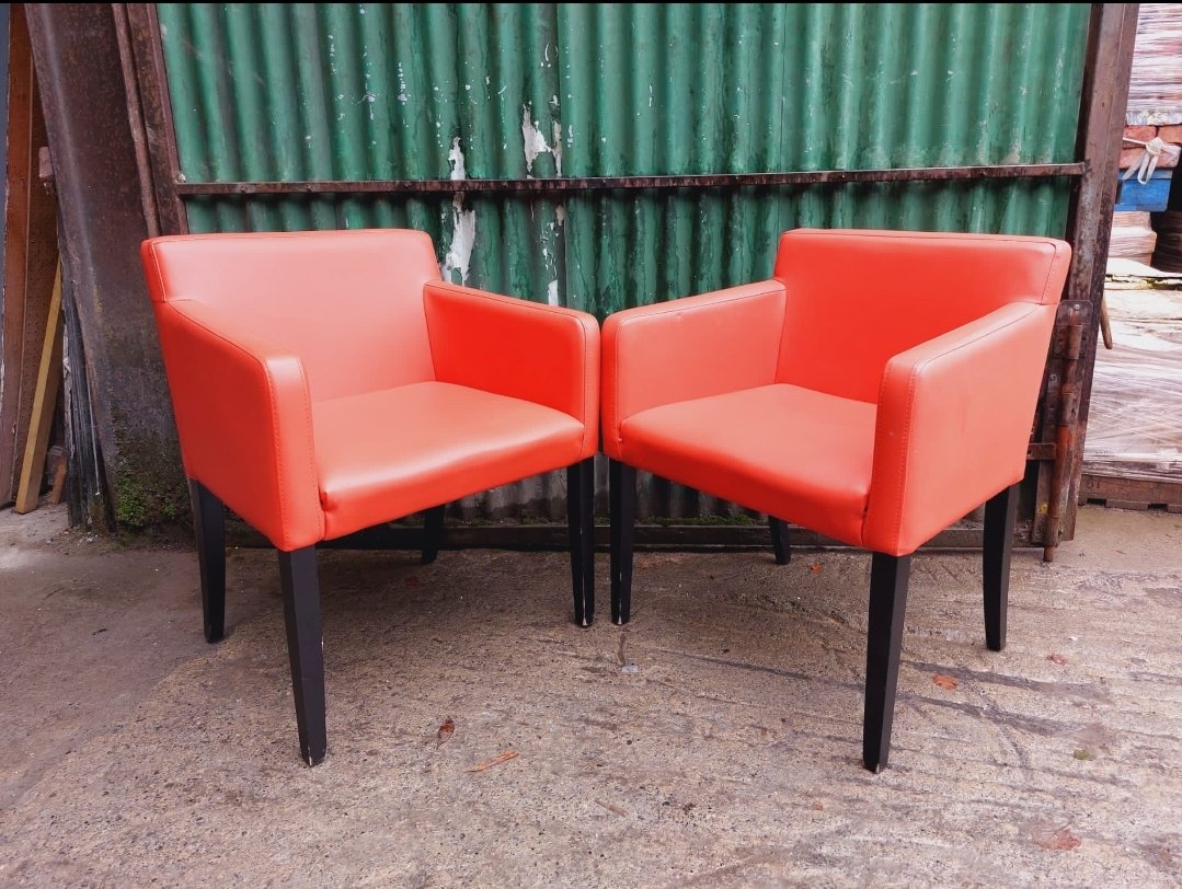 We have 10x of these red dining chairs in stock. Priced at €750 for the lot. Will be perfect for a pub, restaurant or cafe - eurosalve.com 

#kilkennysalvage #antiques  #irishbusiness #shoplocal #kilkenny  #pubfurniture #pubdecor #chair #chairdesign #chairlove