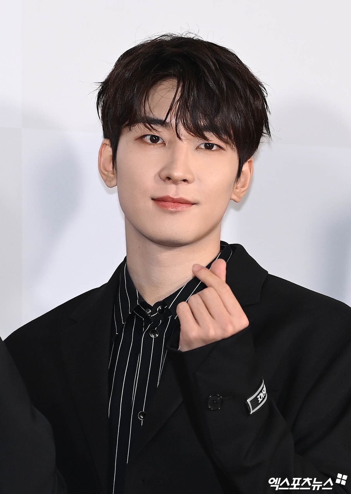 F8EMJn9aIAA5DKz?format=jpg&name=large