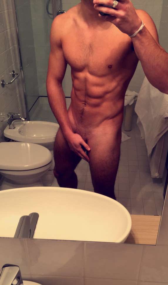 ThickkDaddy's tweet photo. Who wants to help ? https://t.co/PE4GadqrzK