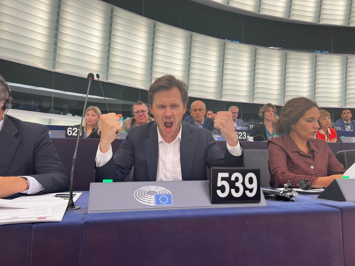 EUenergysavings's tweet image. 📅It's been twenty days since the publication of the #EnergyEfficiencyDirective in the EU Official Journal.

📢What does it mean? The 2023 EED enters into force today!

✍️Member States have now two years to transpose the new obligations into their national laws!