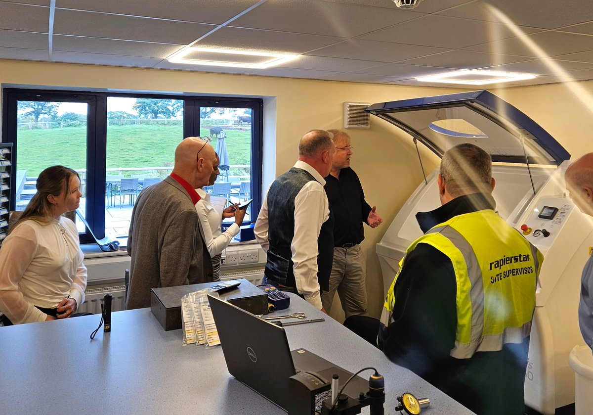 Thank you to everyone who was able to join us for our recent editors’ day at our HQ and distribution centre in Cheshire.
Fantastic to welcome <a href="/CKtypes/">Charissa King</a> <a href="/Window_News_uk/">Window News</a> <a href="/Clearviewmag/">Clearview Magazine</a> <a href="/glasstimes/">Glass Times</a> <a href="/fastfixtech/">Fastfixtech</a> <a href="/TheFabricator2/">TheFabricator</a>