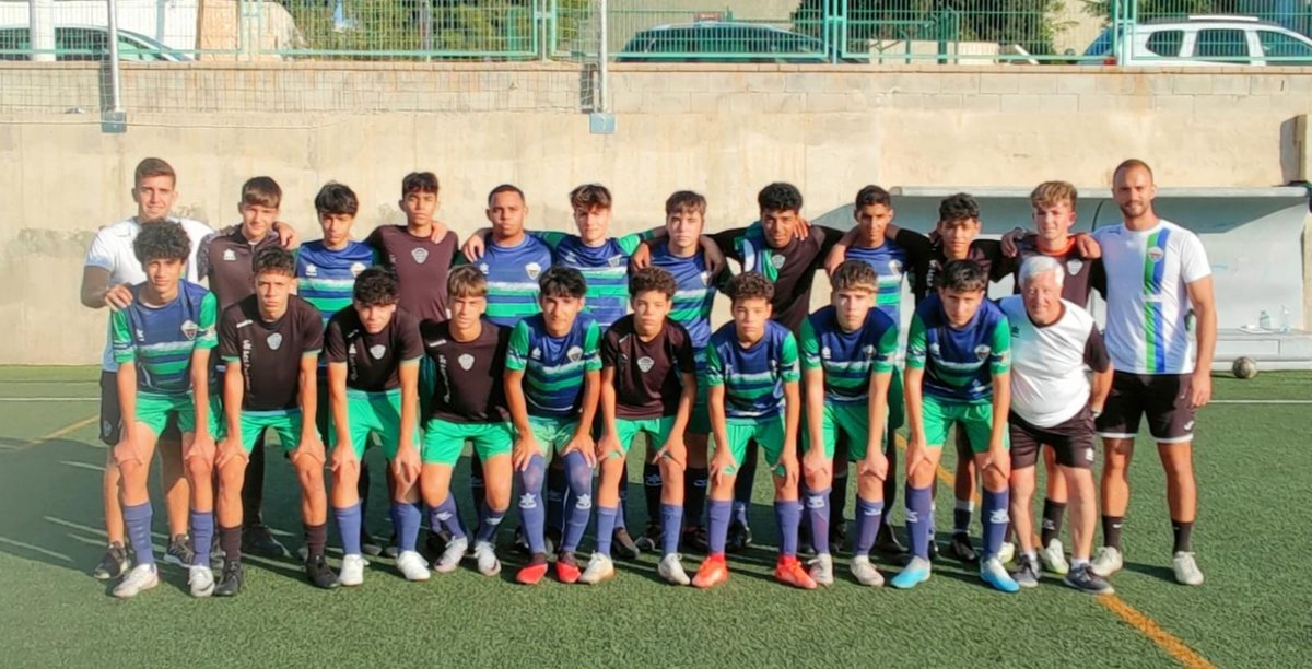 💚Plantilla del Cadete B 💚
#cdpabloiglesias #FútbolBase #Elche #cadetes