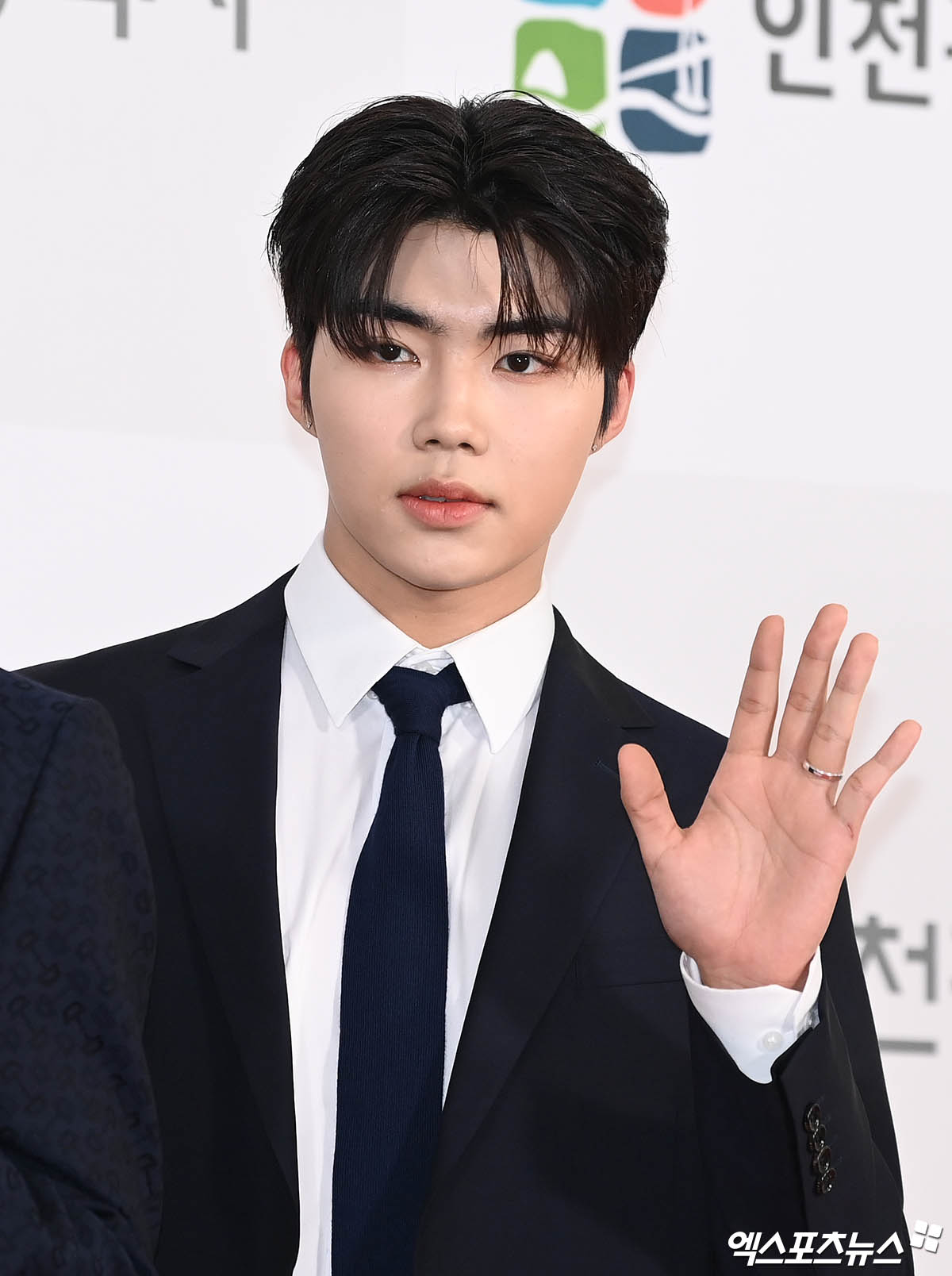 F8EOlTWaUAA4QpC?format=jpg&name=large