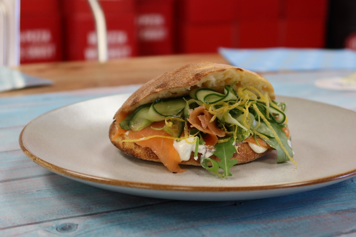 Crispy edges, endless possibilities! Our #specialtybreads aren't just delicious on their own, they make the PERFECT base for big, bold &amp; beautiful filled breads. Get ready to elevate your menus to a whole new level!

Get in touch today: sales@pizzasi.co.uk

#PizzaSiGroup