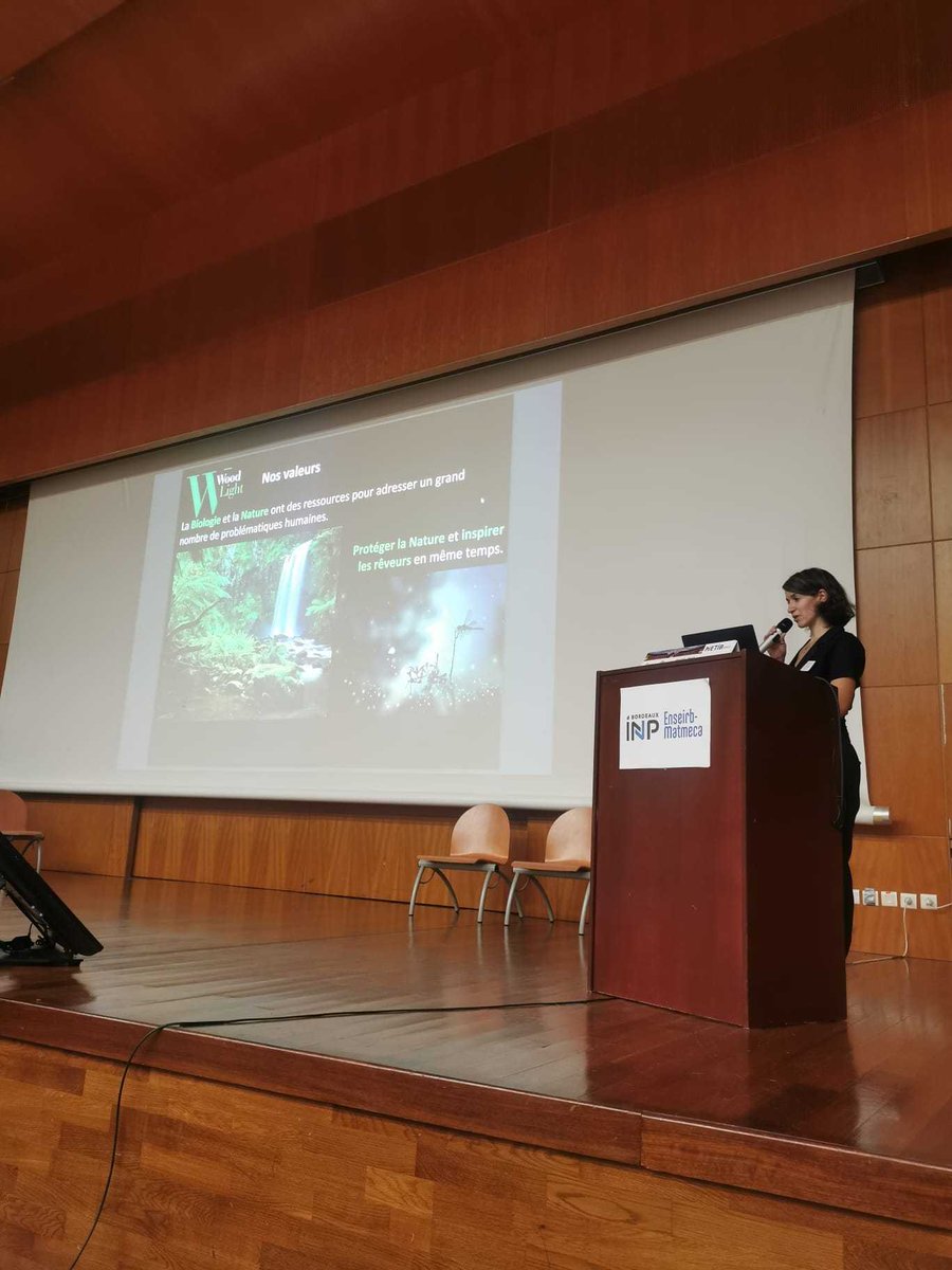 SasWoodlight's tweet photo. Rose-Marie a fait une conférence dans le thème des #BiotechBlanches vendredi dernier au NETIB 2023 🌱
2h de présentation et d'échanges sur des biotechnologies d'avenir !
Merci à l' @Enstbb pour l'orga !🤩
#Enstbb #netib #congres #biotechnologies #entreprenariat https://t.co/zCTmjS0JKz