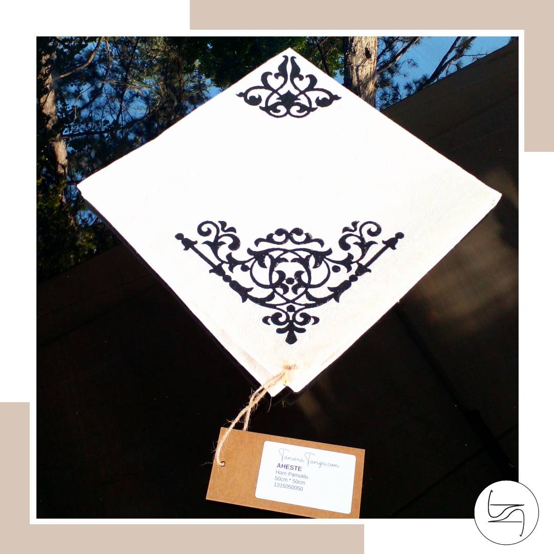 TamaraTamga's tweet photo. The dimensions of Aheste in this post is 50 cm x 50 cm (approximately 19" x 19"). For all Aheste models, details and prices please check the web site:
https://t.co/Bt5DIT60Wl
#TamaraTamga #Aheste #WoodBlockPrint #Tamga #ModernTraditional #Rumi #Tezhip #BanuBingör https://t.co/dPsD7DYhPR