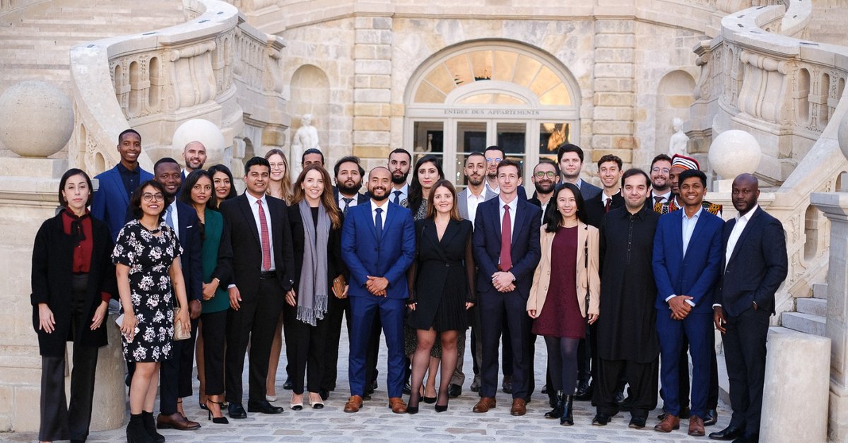 INSEADAlumni's tweet photo. Last week we celebrated our first in-person Scholars & Donors event since 2019. We heard moving testimonies from two scholarship recipients, Paula Heisecke & Gurpreet Arora, on how receiving a scholarship changed their lives and how they in turn hope to give back. #INSEADForGood https://t.co/zCxIbtFFqZ