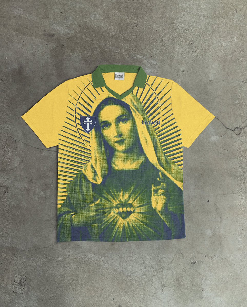 Outlander Magazine tweet media