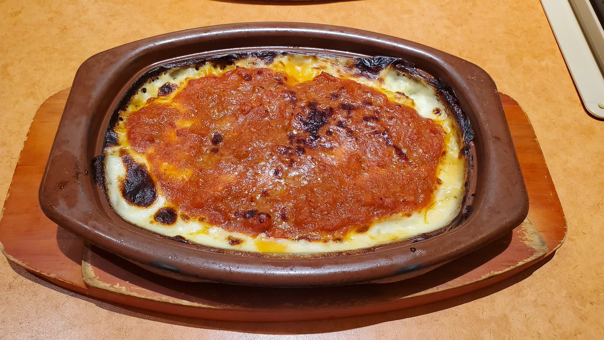 akazukingames's tweet photo. サイゼリヤ懐かしい味がした https://t.co/WLx1lCDAdD
