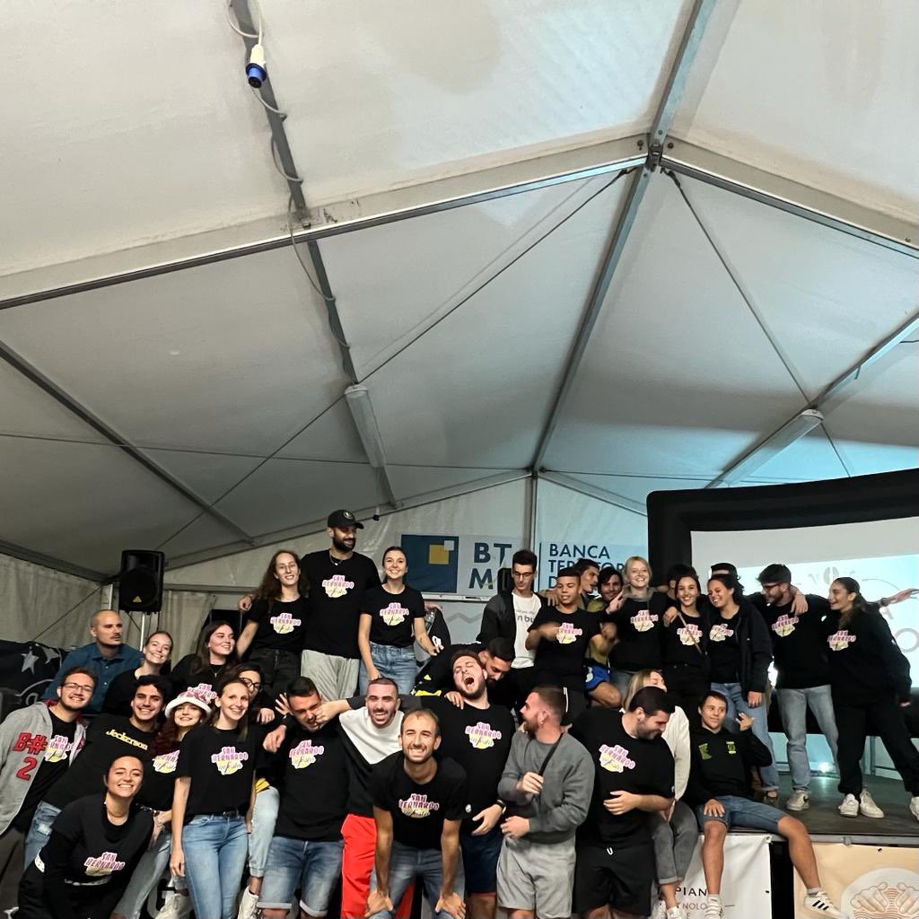 agasso_domenico's tweet photo. “É stata la Festa della gioia, del rincontrarsi���. Stupenda! Grazie e complimenti ai meravigliosi ragazzi e ragazze del GAS - Associazione San Bernardo ! 👏🎉 @AttilioCeleghin @mattebull @SimoPecchio @MarcoCarena https://t.co/GO0qtjBRj4