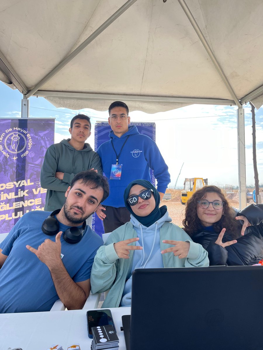 Bu hafta cuma gününe kadar standımız mevcut, gelsene😜