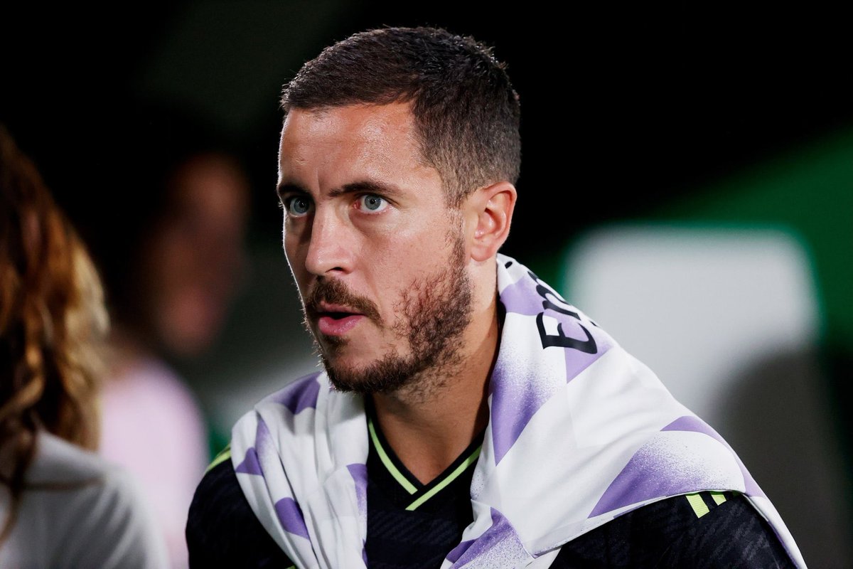 lnstantFoot's tweet photo. 🚨🚨 OFFICIEL ! EDEN HAZARD ANNONCE PRENDRE SA RETRAITE DU FOOTBALL PROFESSIONNEL ! 👋🇧🇪 https://t.co/5T8uVQgvXf
