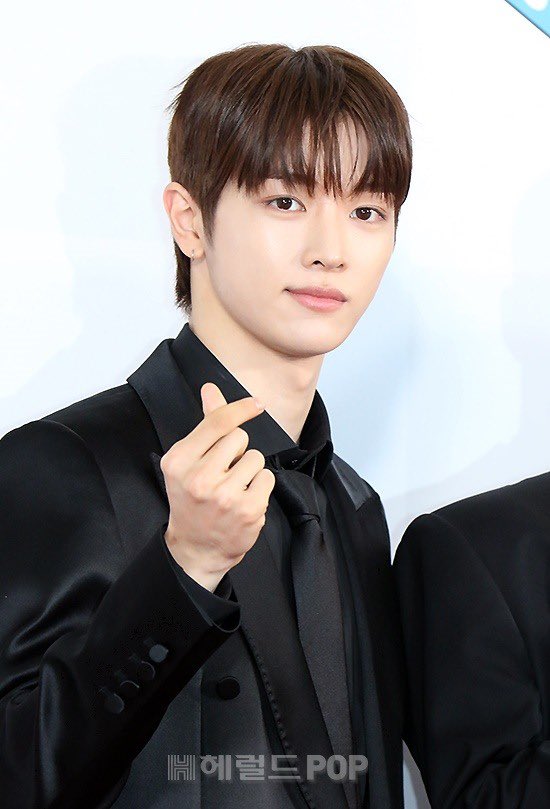 F8EUIBPWcAAPdL_?format=jpg&name=900x900