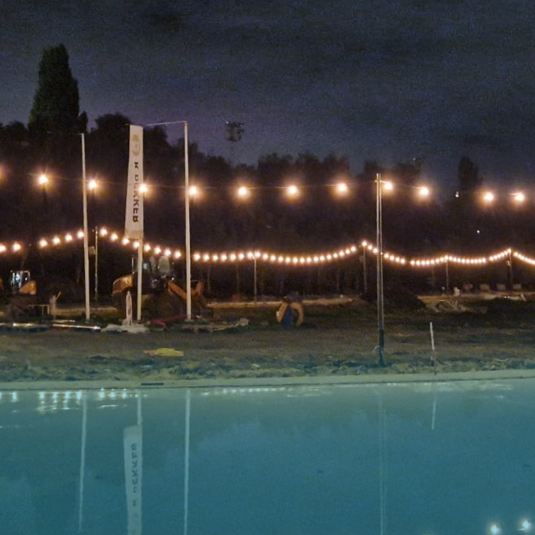 Jaap Eden IJsbaan tweet media