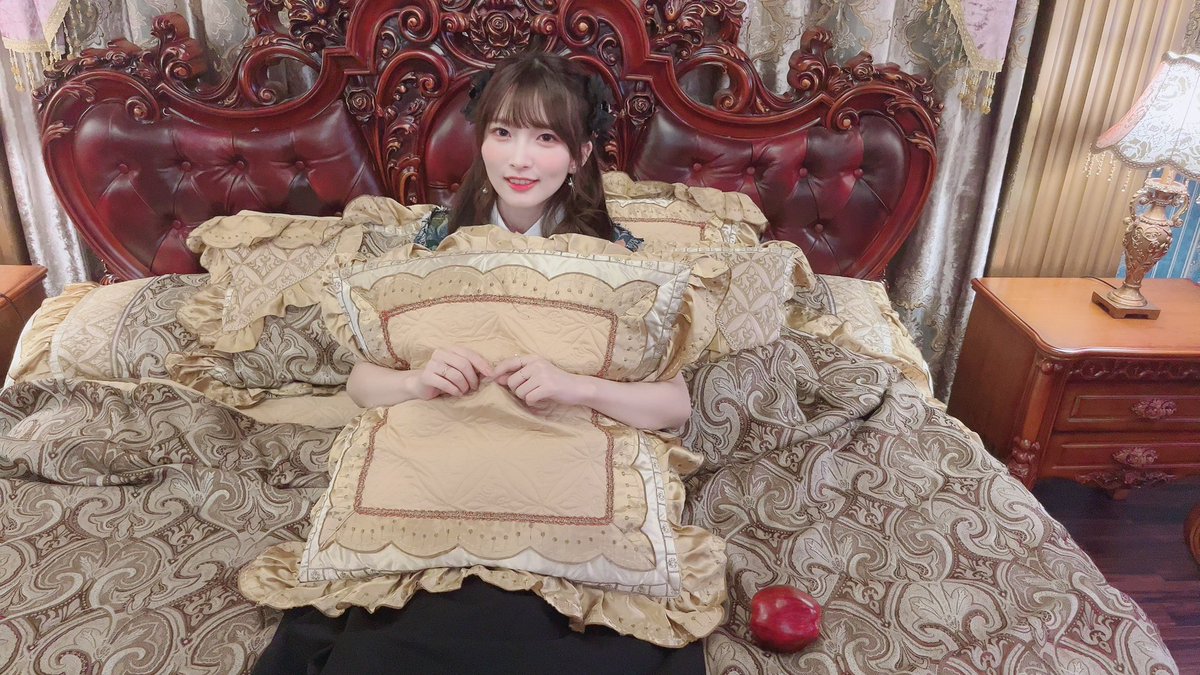 azusa_shizuki's tweet photo. 声優グランプリ11月号📖´-
本日より発売ですっ
裏表紙も中の写真も、もちろんブロマイドもとっても素敵なのでぜひチェックしてみてくださいっ👀
#声グラ
#七草にちか https://t.co/S83cylnhnH