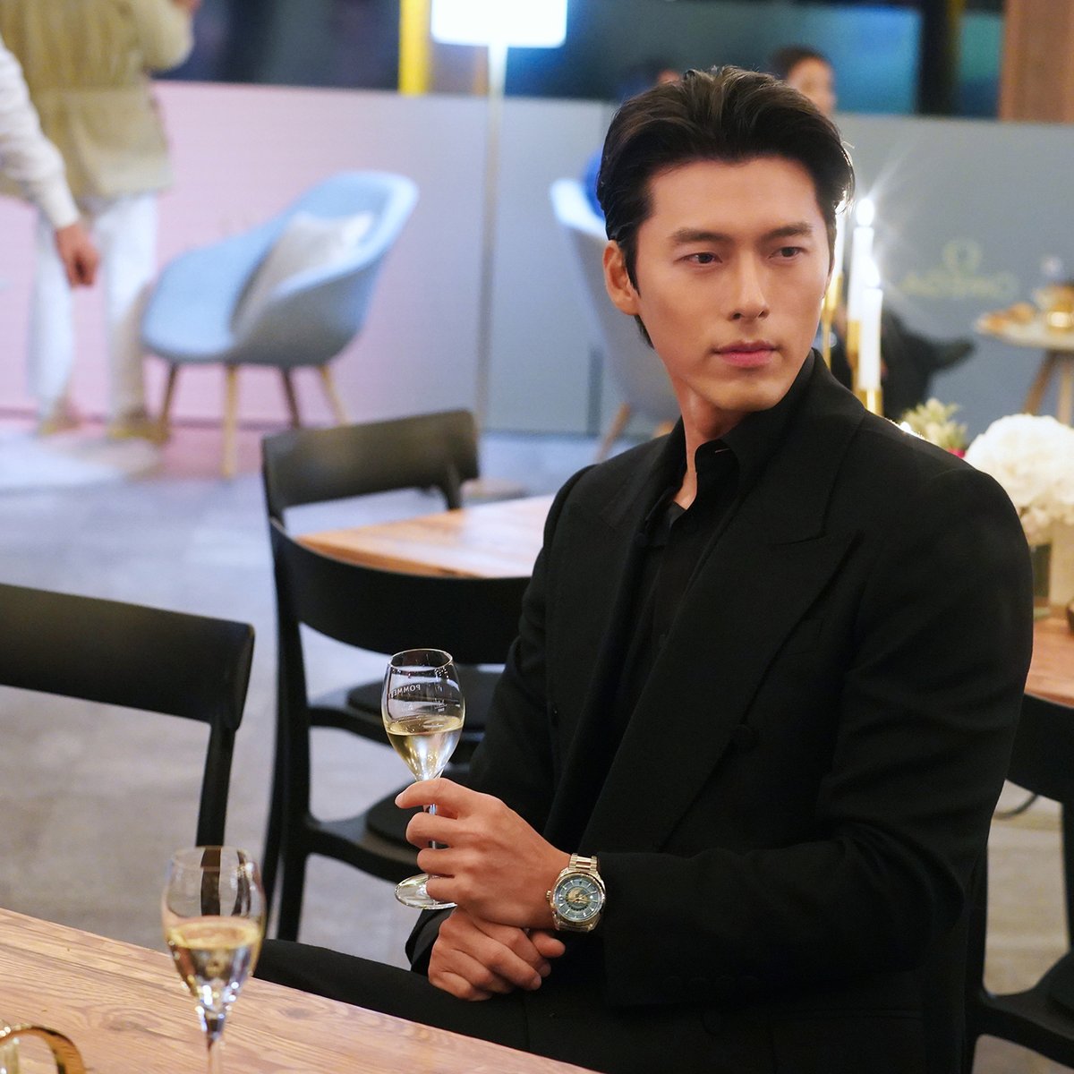 vastprbot's tweet photo. [VAST POST]

설레이는 계절에 확신을 주는
LOVE BIN❣

긴말하지 않을게요.
힐링하실 분, VAST 포스트로 모십니다...🤗

🎈VAST POST
https://t.co/HtgkNYG6SK

#현빈만_있다면 #이곳이_지상낙원_유토피아
#현빈 #HYUNBIN #玄彬 #ヒョンビン
#VASTENTERTAINMENT #VAST엔터테인먼트 #VASTPOST https://t.co/gfhHFUuyYx