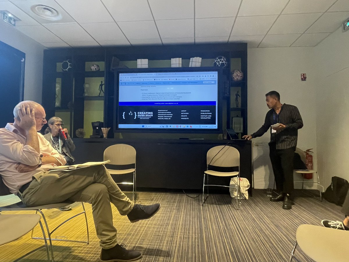 Peaceforce's tweet photo. Participatory research &amp; evaluation — two, interrelated relational practices. 

🧐what does it mean to conduct unarmed civilian protection nonviolently? 

@DrNerveV @rogermacginty @felicityegray #EllenFurnari @UCPResearch https://t.co/L7vqKXhVTh