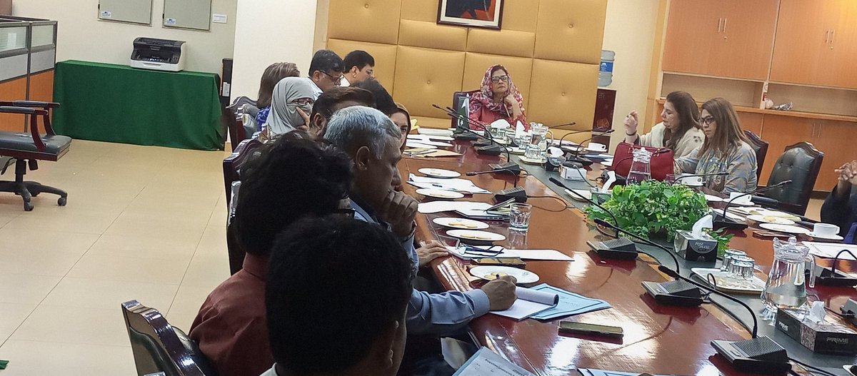 PWing2022's tweet photo. Donor meeting on "women convention on family planning and population management" under the chairmanship of Secretary M/o NHSR&amp;C. The participants of the meeting, WHO, UNFPA, jhpiego, Green Star UNICEF, FPAP, Pathfinder, DKT, DHO ICT, DPWO Rawalpindi, in the committee room. https://t.co/FLvJE1bkk0