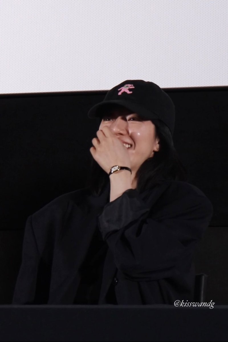 231009 거미집 메가토크 2탄

웃는 게 너무 아름다워 햇살 아냐?☀️