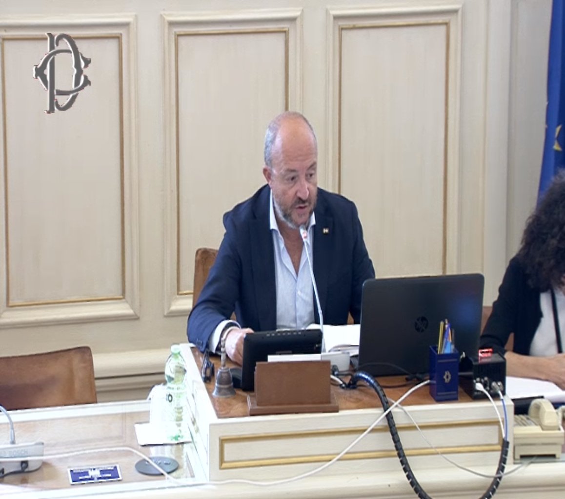 Montecitorio's tweet photo. #Terzosettore: in Commissione #Ambiente, audizione di Pierluigi Consorti - @Unipisa, di rappresentanti di @forumterzosett, Comunità Religiosa Islamica Italiana #COREIS, Unione delle Comunità Islamiche d’Italia #UCOII, Federazione delle Chiese Evangeliche in Italia #FCEI. https://t.co/VQW5JnWDaY