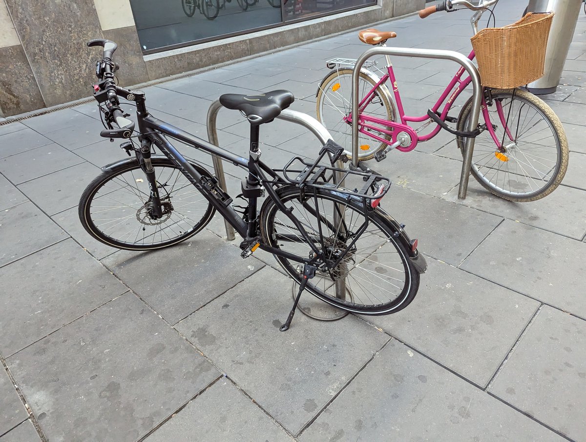 Unser Team „Wegbereiter noventic group“ radelte 8.326 Kilometer und damit auf Platz 81 beim #STADTRADELNHamburg👏🎉 Wir freuen uns und sind stolz auf den grandiosen Einsatz unserer Kolleg:innen. Danke, es hat wieder so viel Spaß gemacht💚
#klimaintelligent #Mobilität #mdRzA #CSR