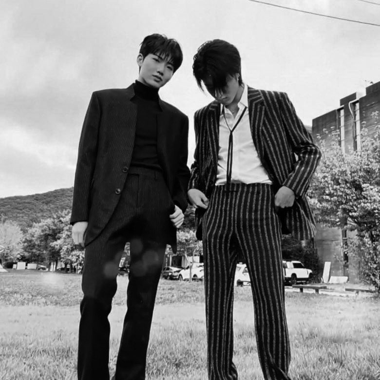 forharukyu's tweet photo. harukyu in suit🖤 https://t.co/1MQAc4nxhS