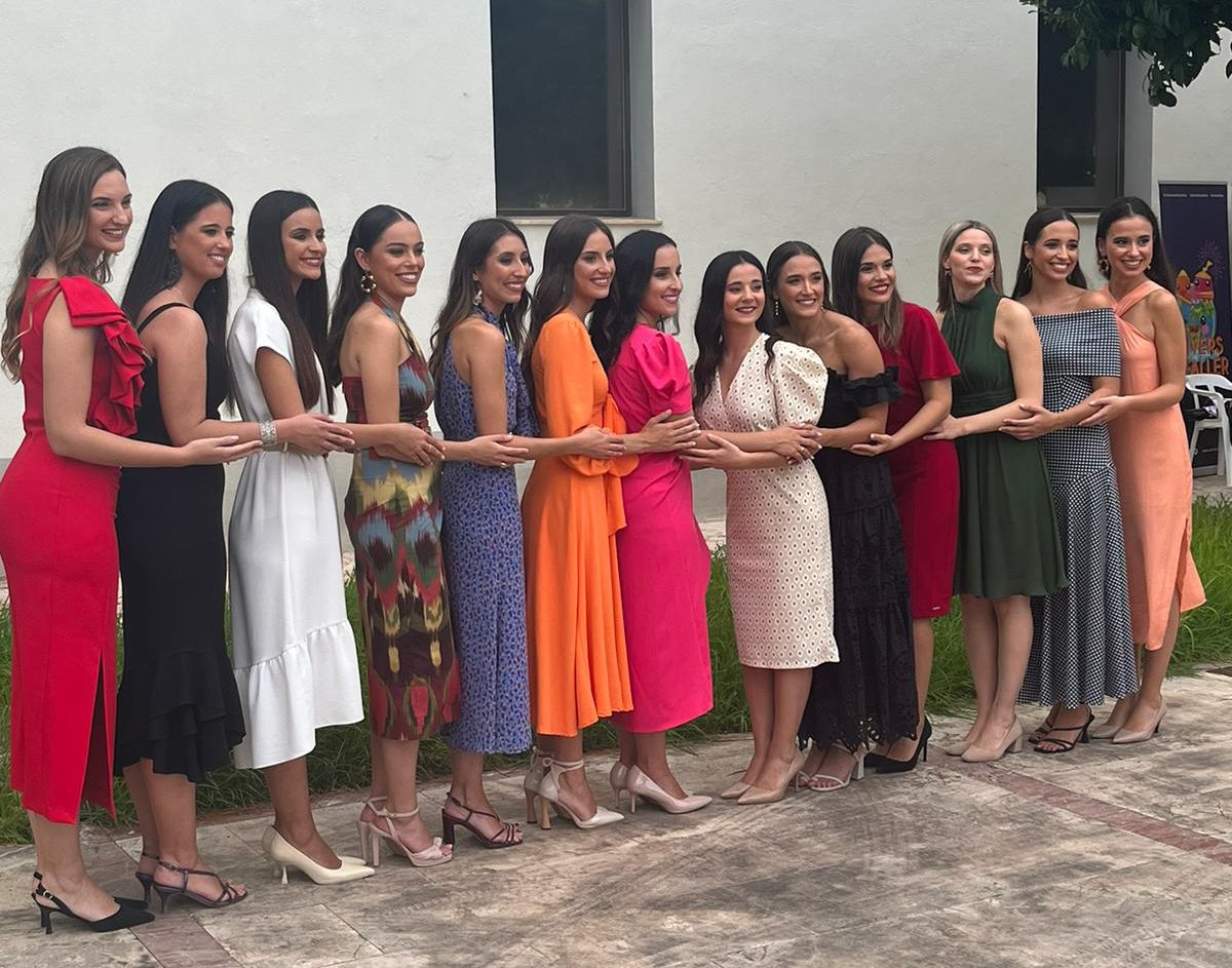 ❤️‍🔥☎️13 xiquetes i 13 joves pendents de #LaTelefonada24 per a convertir-se en falleres majors de València 2024.

📽️Hem preparat un programa especial amb un ampli dispositiu per a portar-vos tota la informació d’este acte tan esperat.

📺Hui dimarts, a les 19:00 h, en <a href="/apunt_media/">À Punt</a>